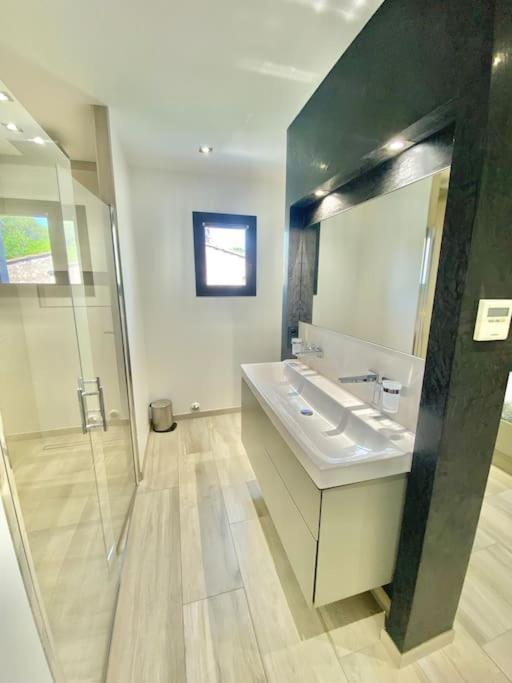 Villa Maria 8/10 Pax Piscine Et Spa Fréjus